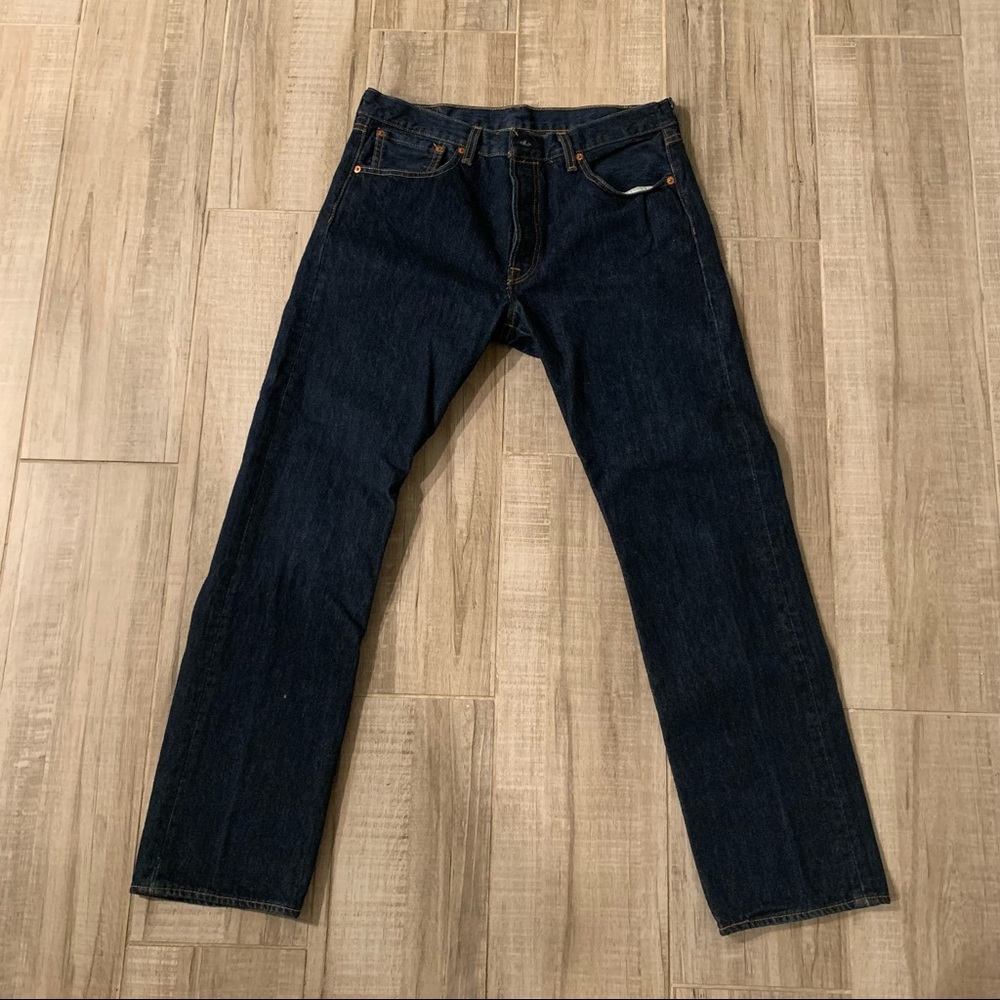 Men’s Dark Denim Button Down Levi’s 501 Jeans 33 x 32